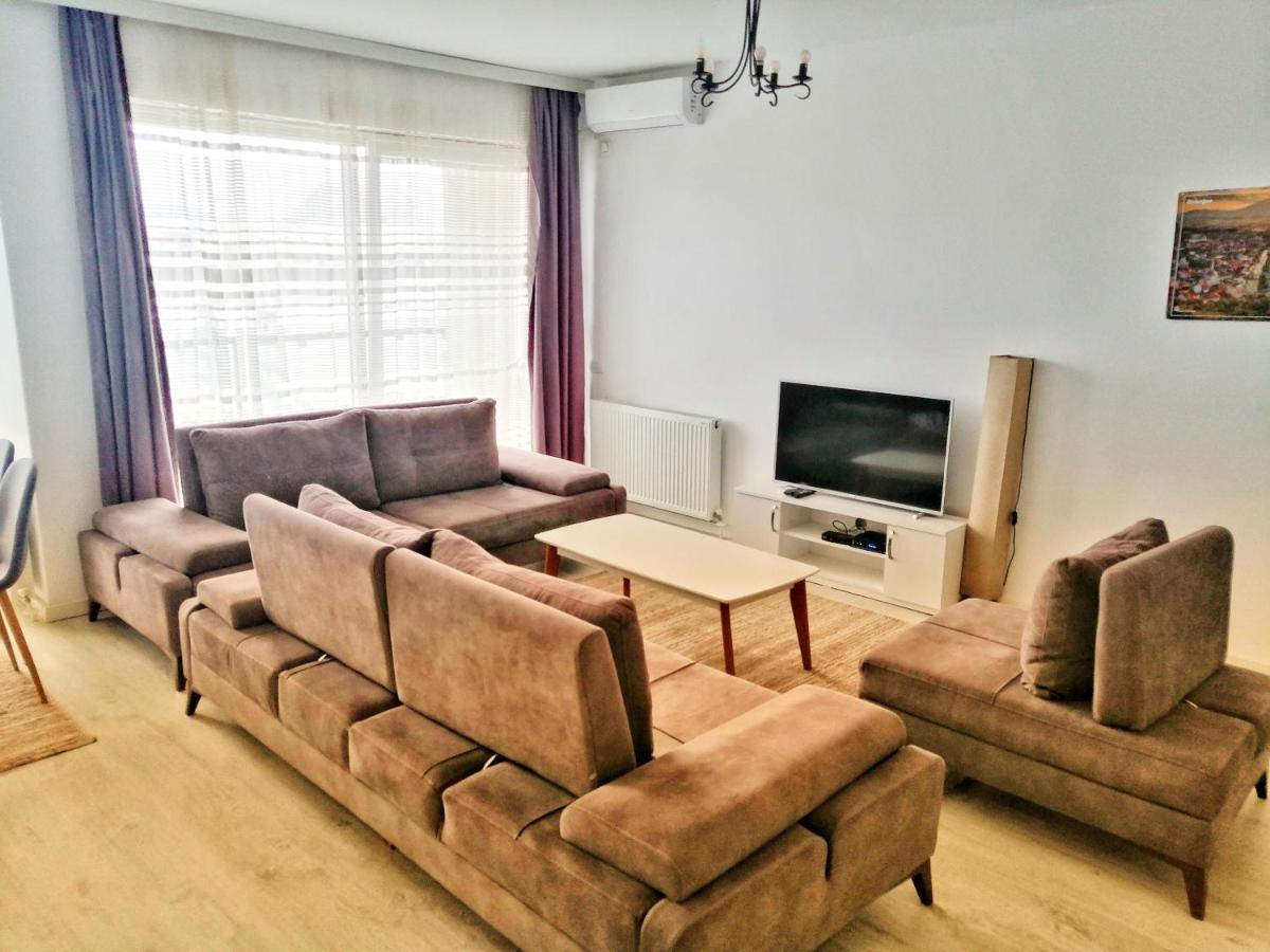 Sunflower Apartments Πρίστινα Εξωτερικό φωτογραφία
