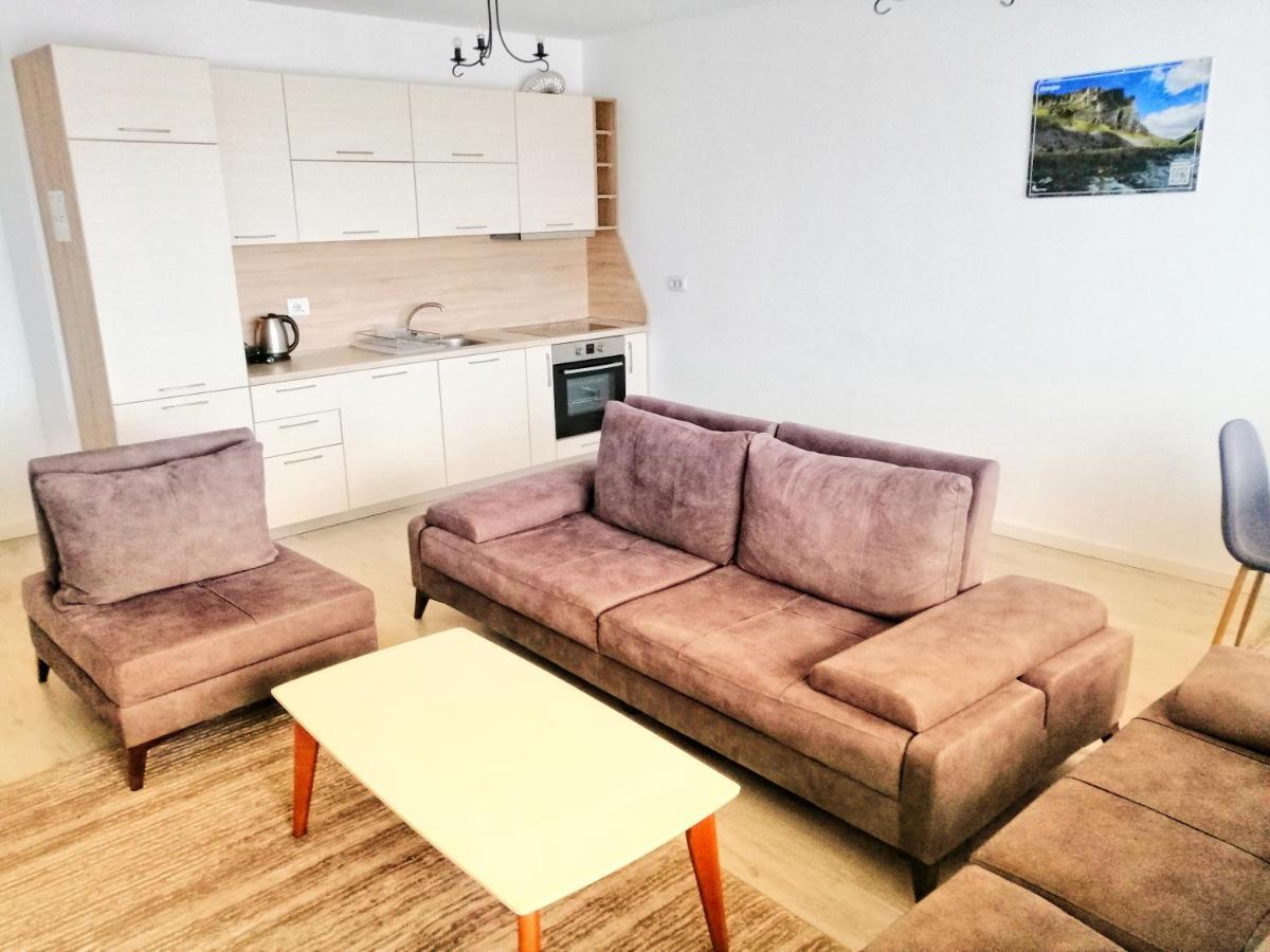 Sunflower Apartments Πρίστινα Εξωτερικό φωτογραφία