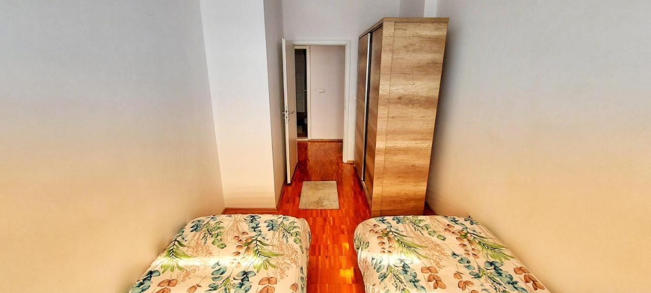 Sunflower Apartments Πρίστινα Εξωτερικό φωτογραφία